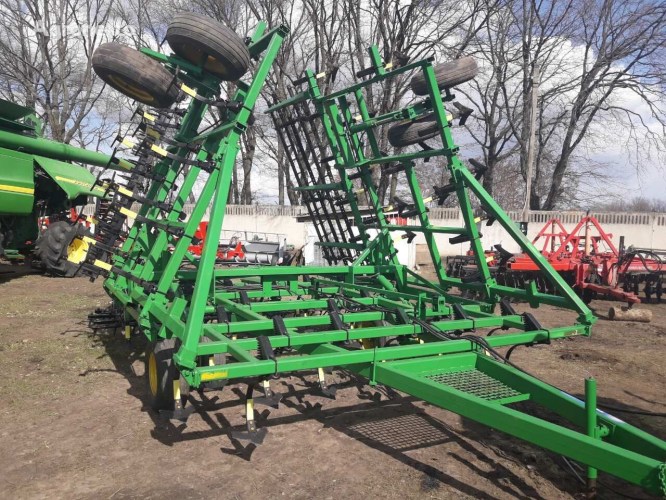 Культиватор John Deere 960 10.5м під 220к.