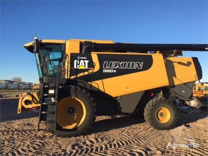 Зернозбиральний комбайн Caterpillar Lexion 560R